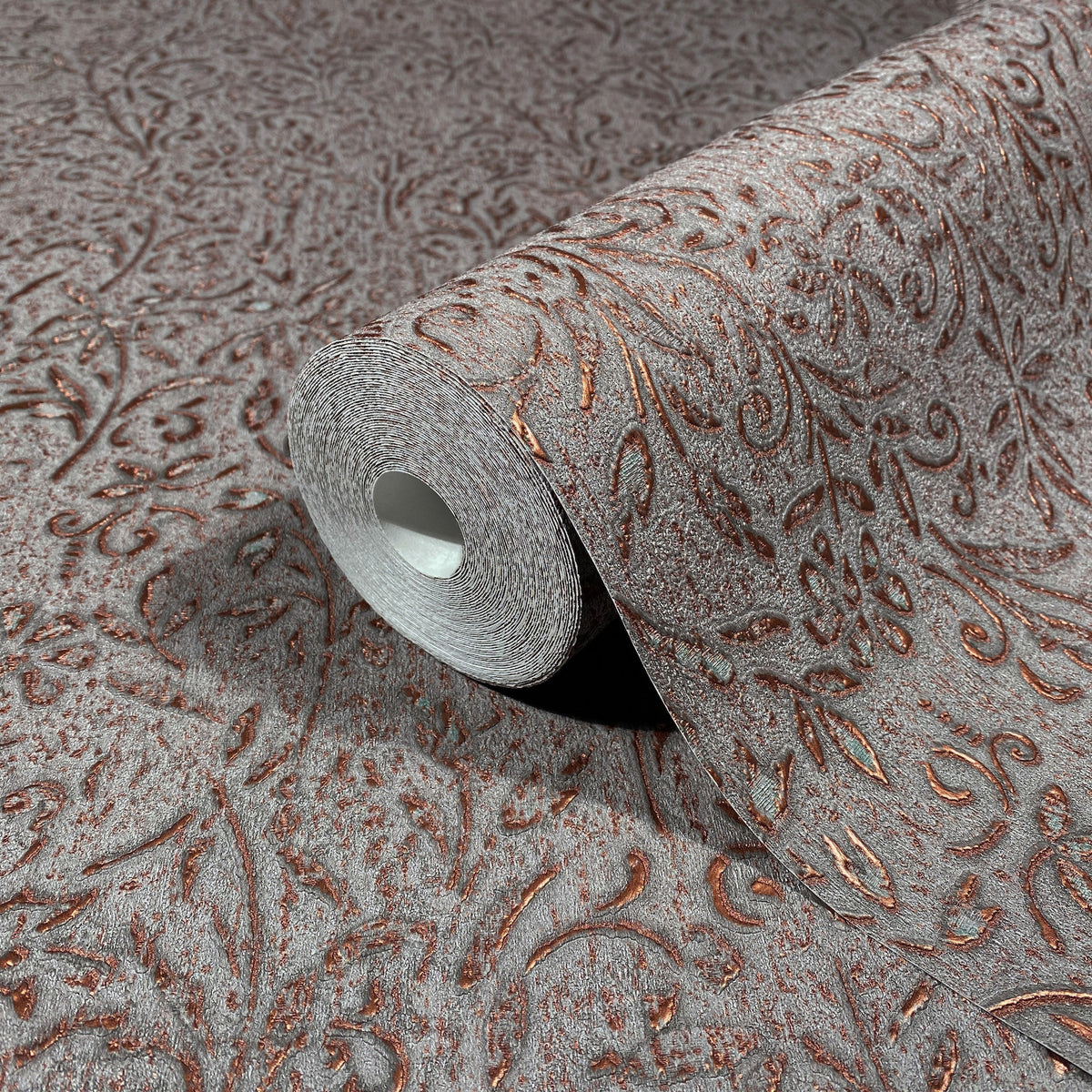 MA35534-peel-and-stick-wallpaper-detail-closeup