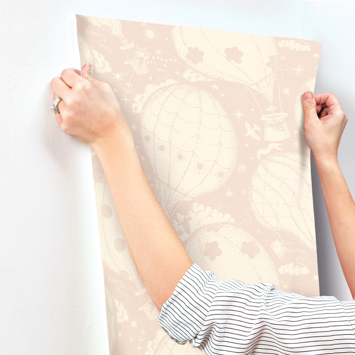 MB29003-peel-and-stick-wallpaper-stick-application-step
