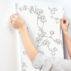 MF4731-peel-and-stick-wallpaper-stick-application-step