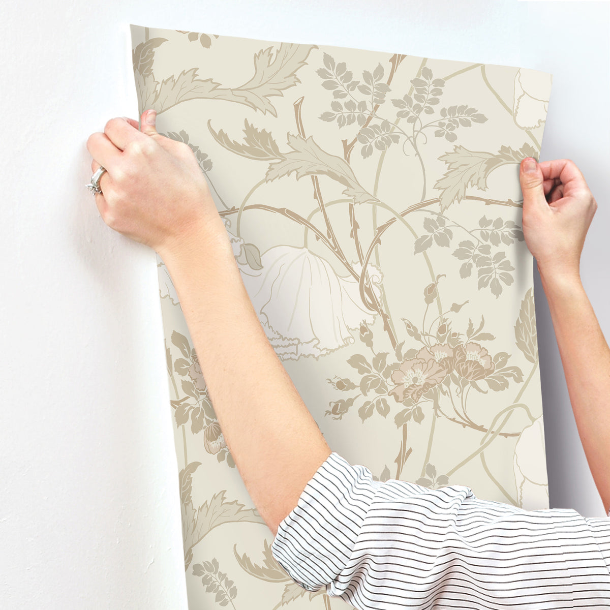MF4752-peel-and-stick-wallpaper-stick-application-step