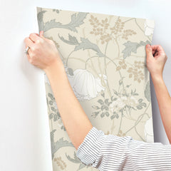 MF4753-peel-and-stick-wallpaper-stick-application-step