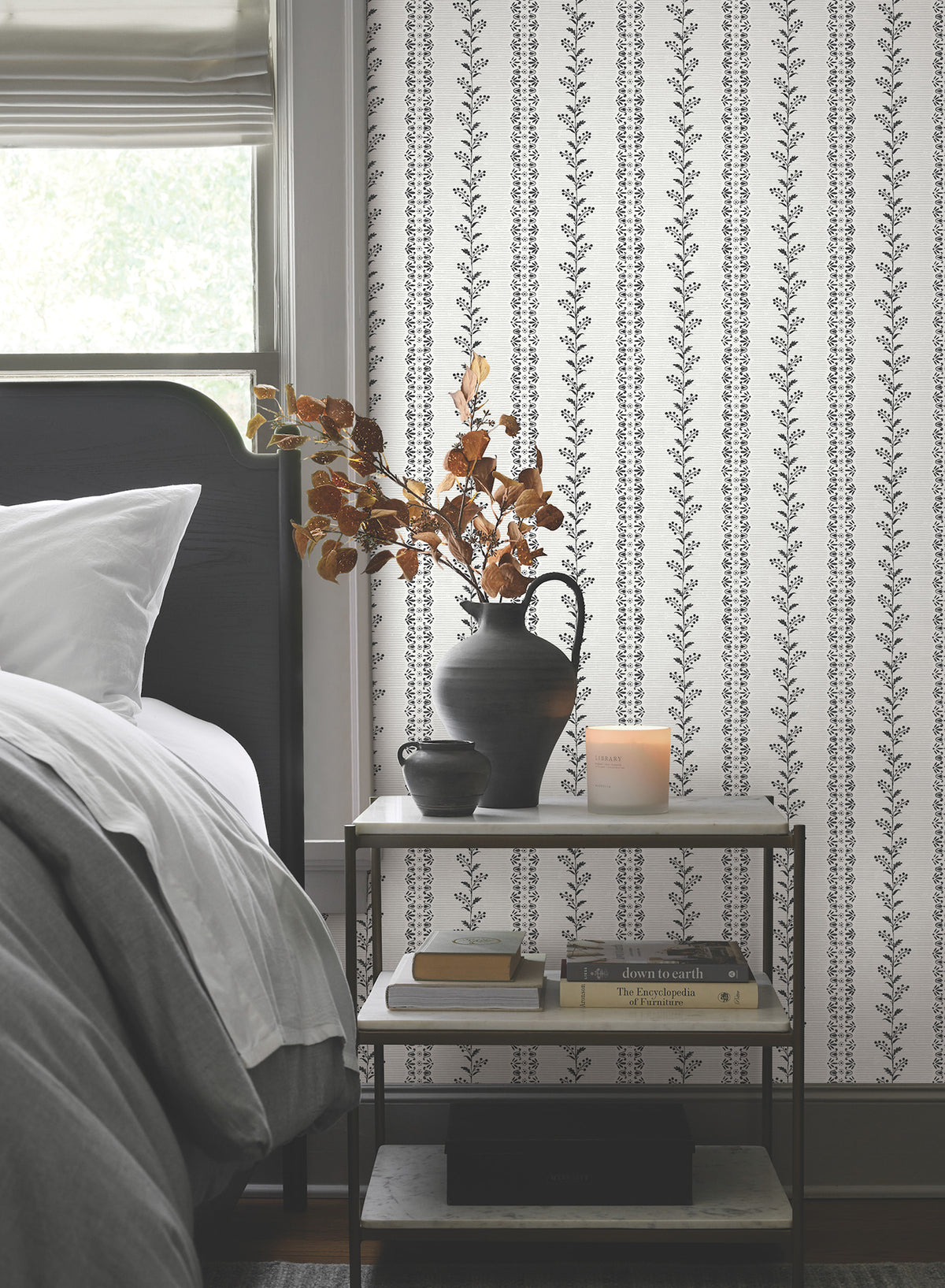 MF4761-peel-and-stick-wallpaper-room-scene