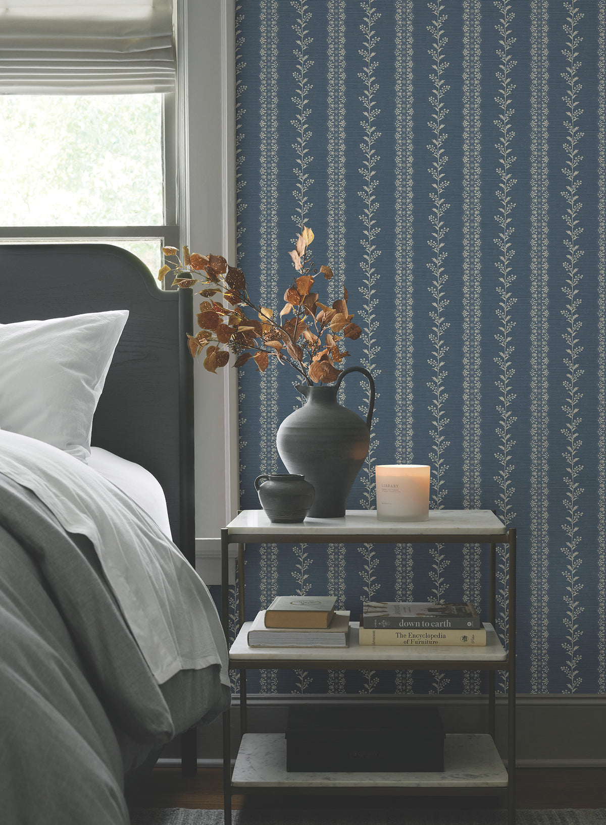 MF4766-peel-and-stick-wallpaper-room-scene