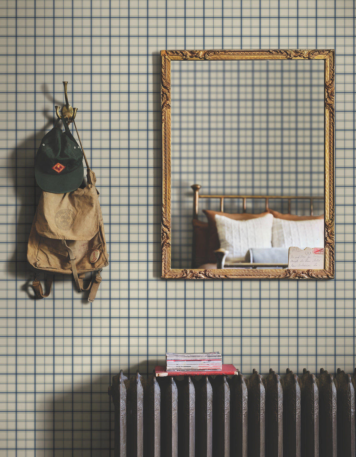 MF4791-peel-and-stick-wallpaper-room-scene-detail-closeup
