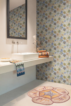 MI10313-peel-and-stick-wallpaper-room-scene-detail-closeup