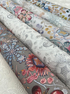 MI10314-peel-and-stick-wallpaper-detail-closeup-2