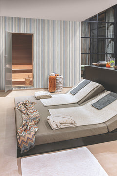 MI10395-peel-and-stick-wallpaper-room-scene-detail-closeup