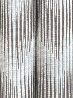 MI10512-peel-and-stick-wallpaper-detail-closeup