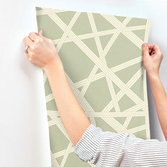 MI10563-peel-and-stick-wallpaper-stick-application-step