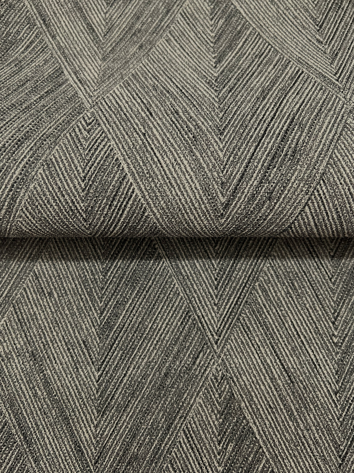 MJ4805N-peel-and-stick-wallpaper-detail-closeup