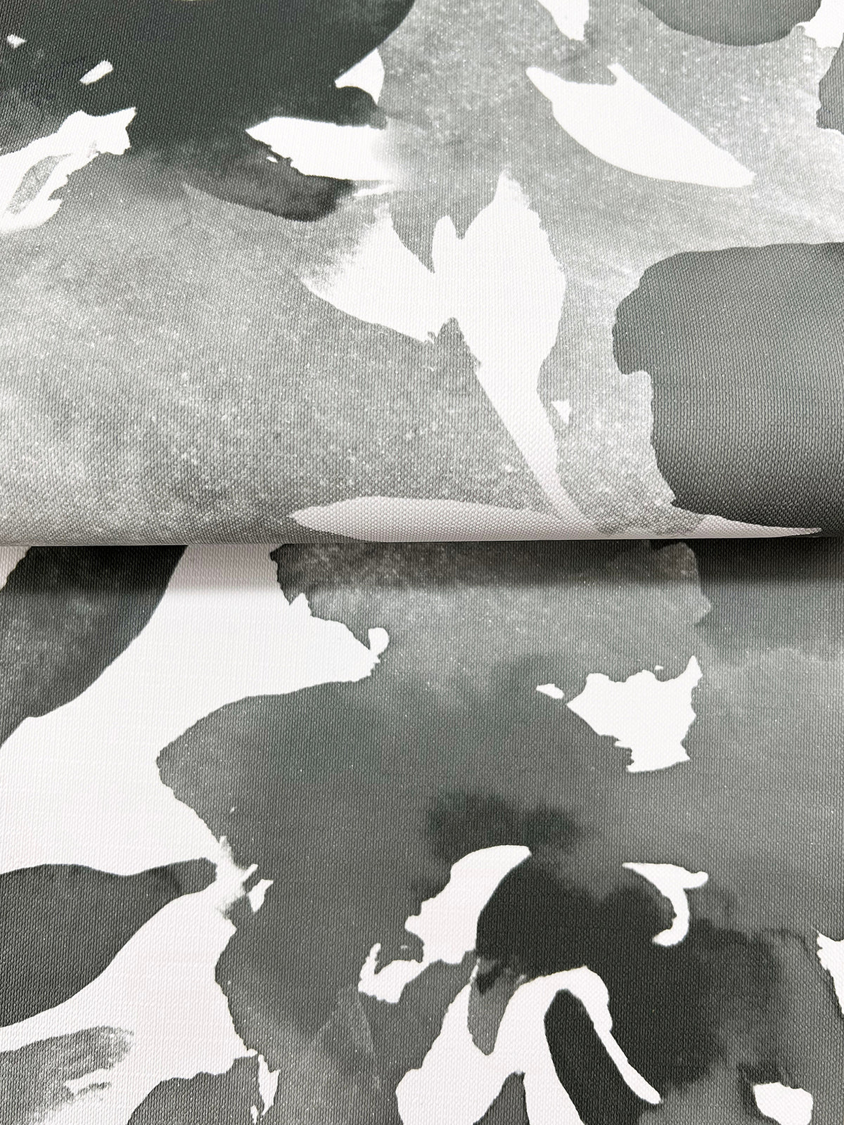 MJ4871-peel-and-stick-wallpaper-detail-closeup