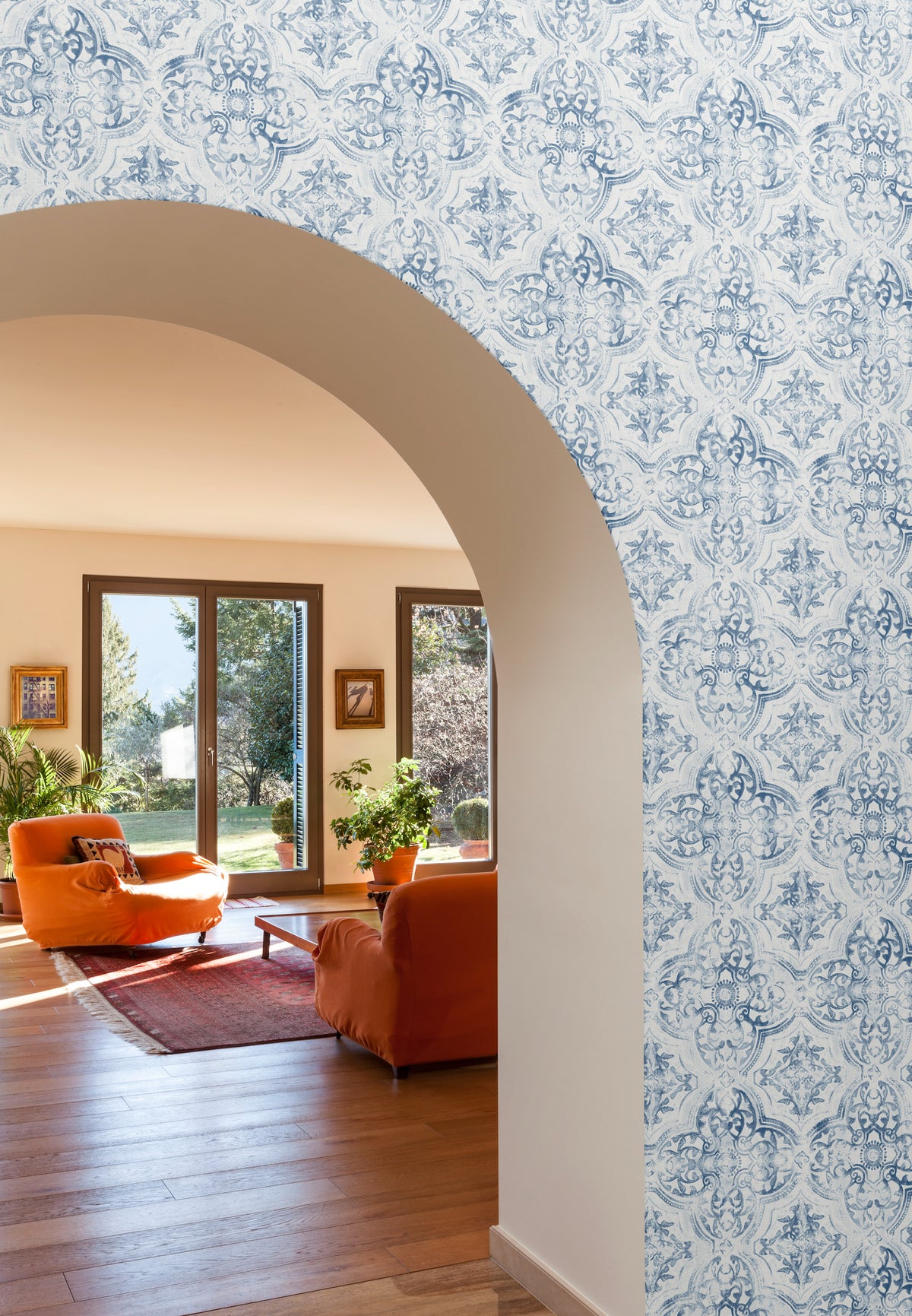 MN1891-peel-and-stick-wallpaper-room-scene-detail-closeup