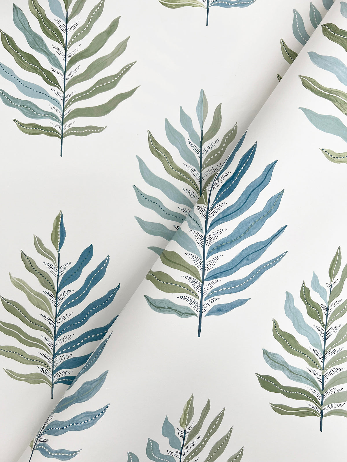 MT5602-peel-and-stick-wallpaper-detail-closeup