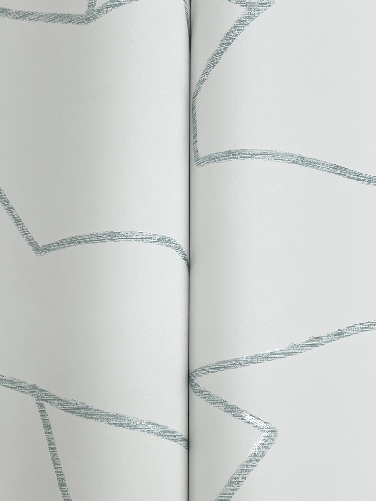 MT5621-peel-and-stick-wallpaper-detail-closeup