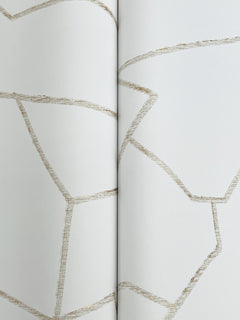 MT5623-peel-and-stick-wallpaper-detail-closeup