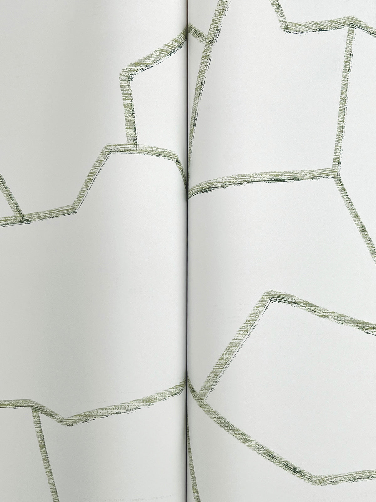 MT5624-peel-and-stick-wallpaper-detail-closeup