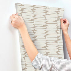 MT5652-peel-and-stick-wallpaper-stick-application-step