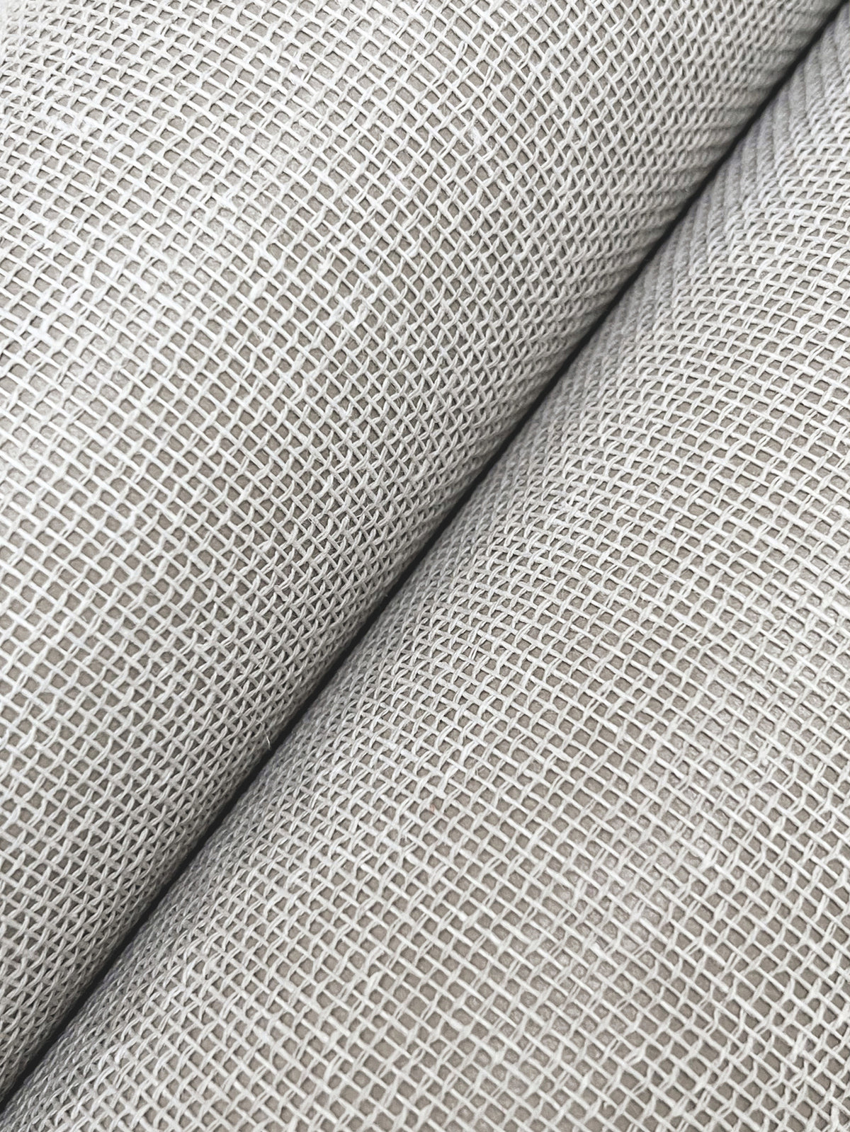 MX9602-peel-and-stick-wallpaper-detail-closeup