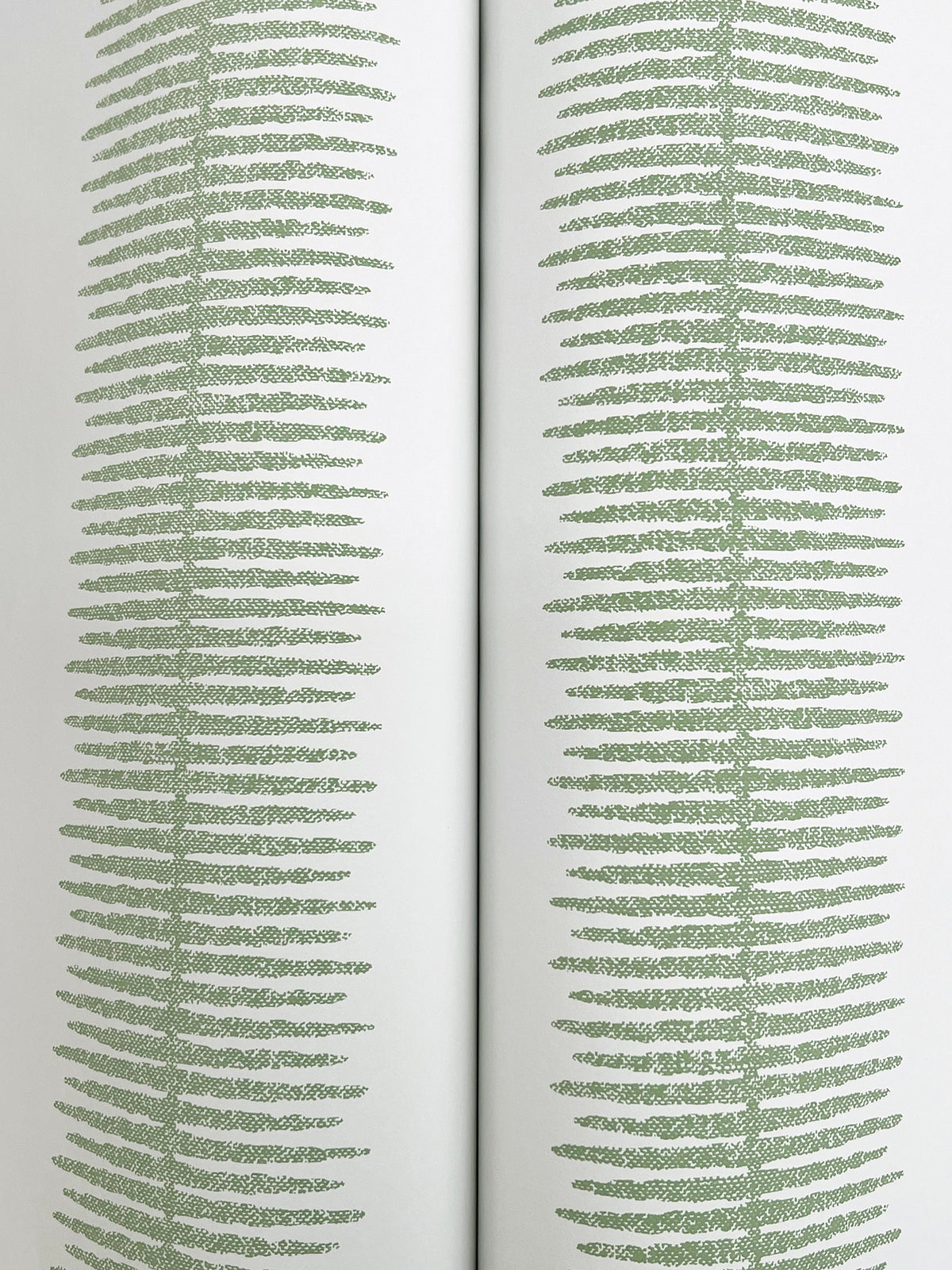 MX9614-peel-and-stick-wallpaper-detail-closeup