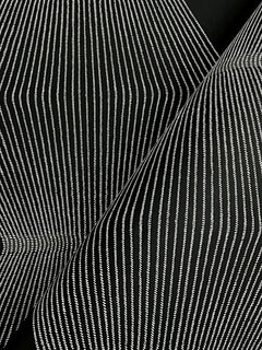MX9631-peel-and-stick-wallpaper-detail-closeup