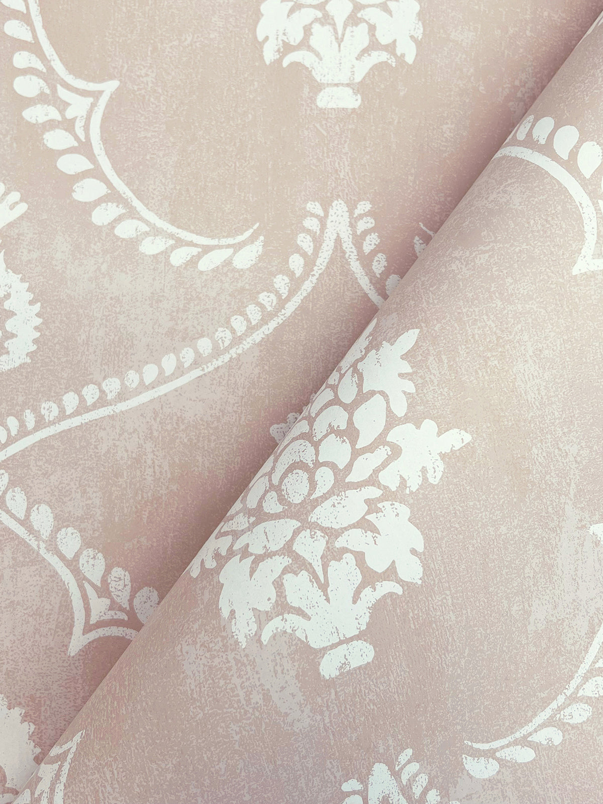 MX9646-peel-and-stick-wallpaper-detail-closeup