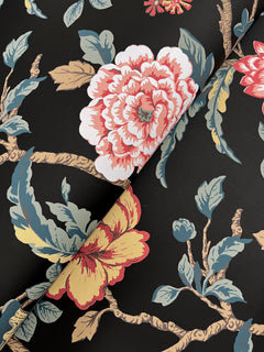 MX9656-peel-and-stick-wallpaper-detail-closeup