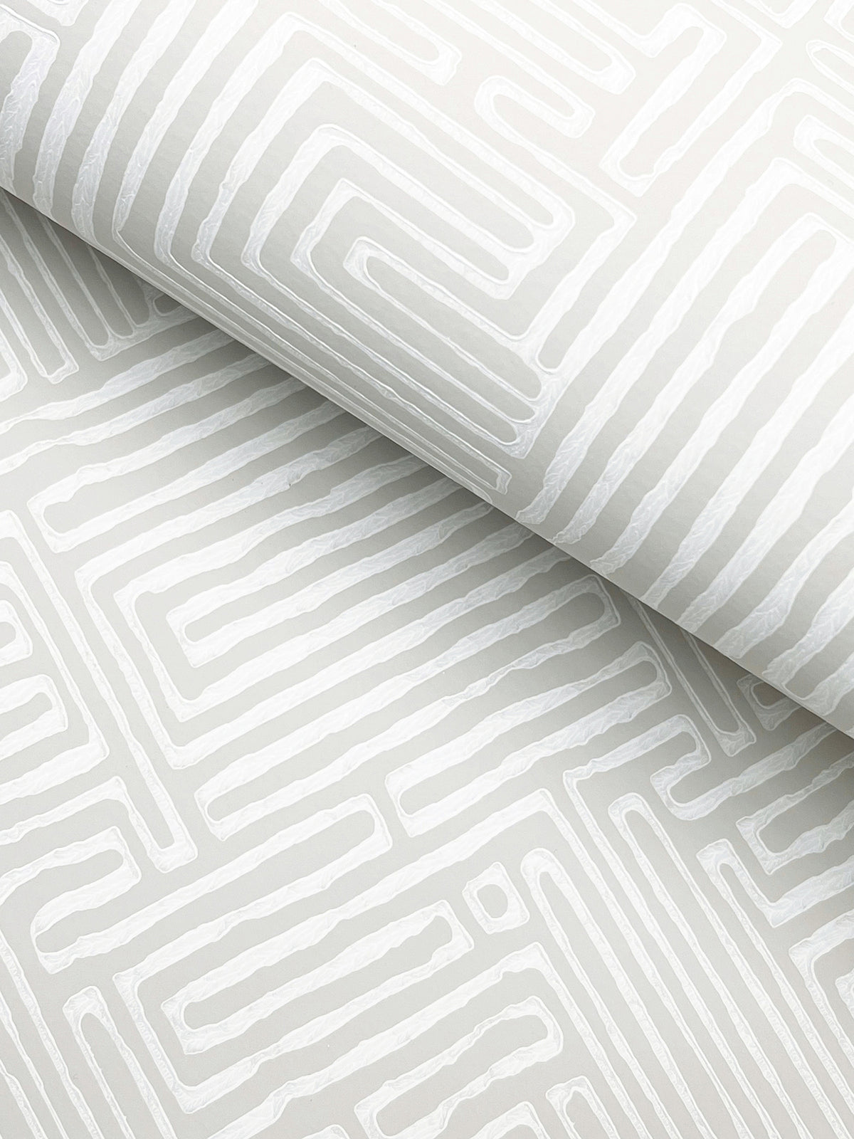 MX9687-peel-and-stick-wallpaper-detail-closeup