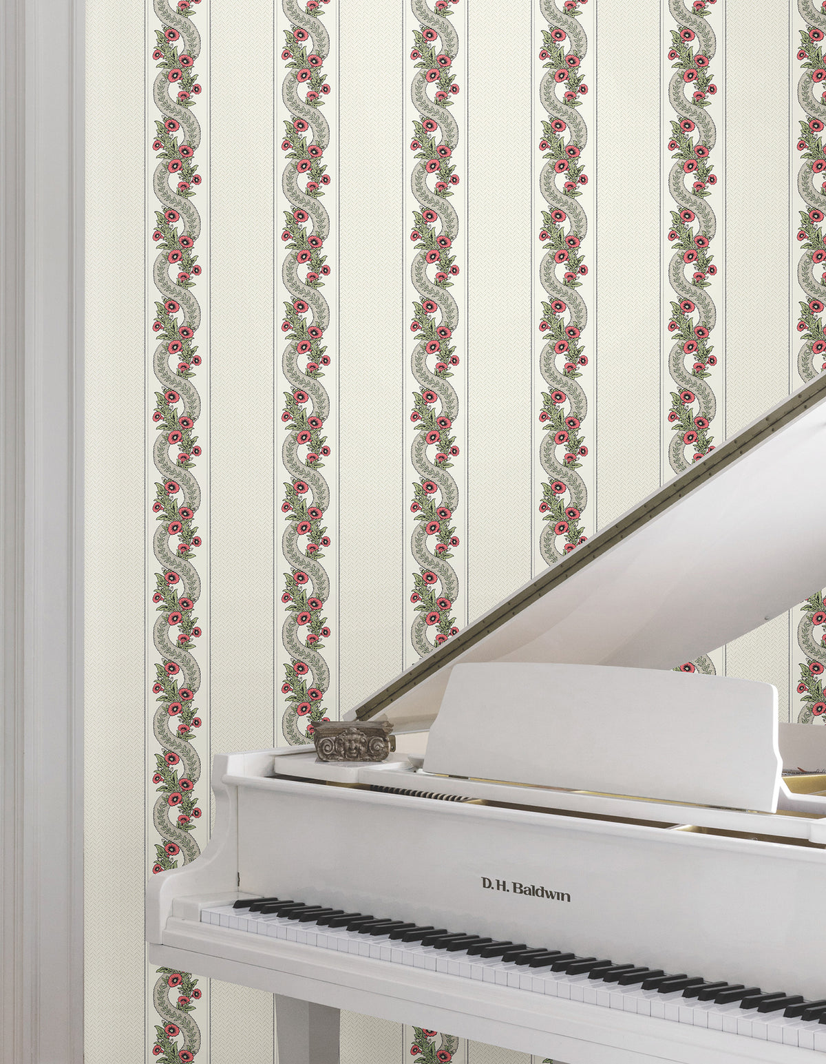 MX9693-peel-and-stick-wallpaper-room-scene-detail-closeup