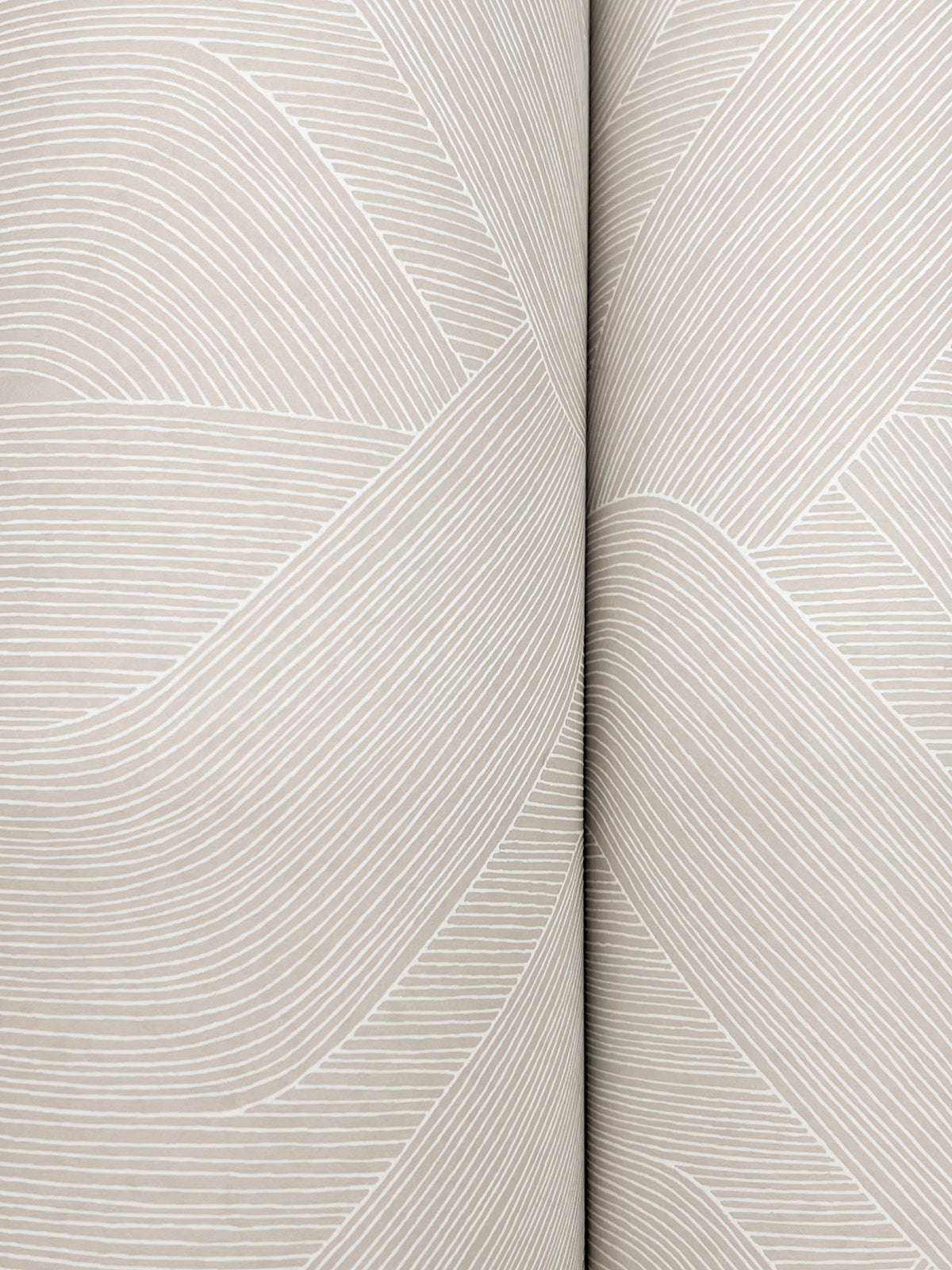 NT6195-peel-and-stick-wallpaper-detail-closeup