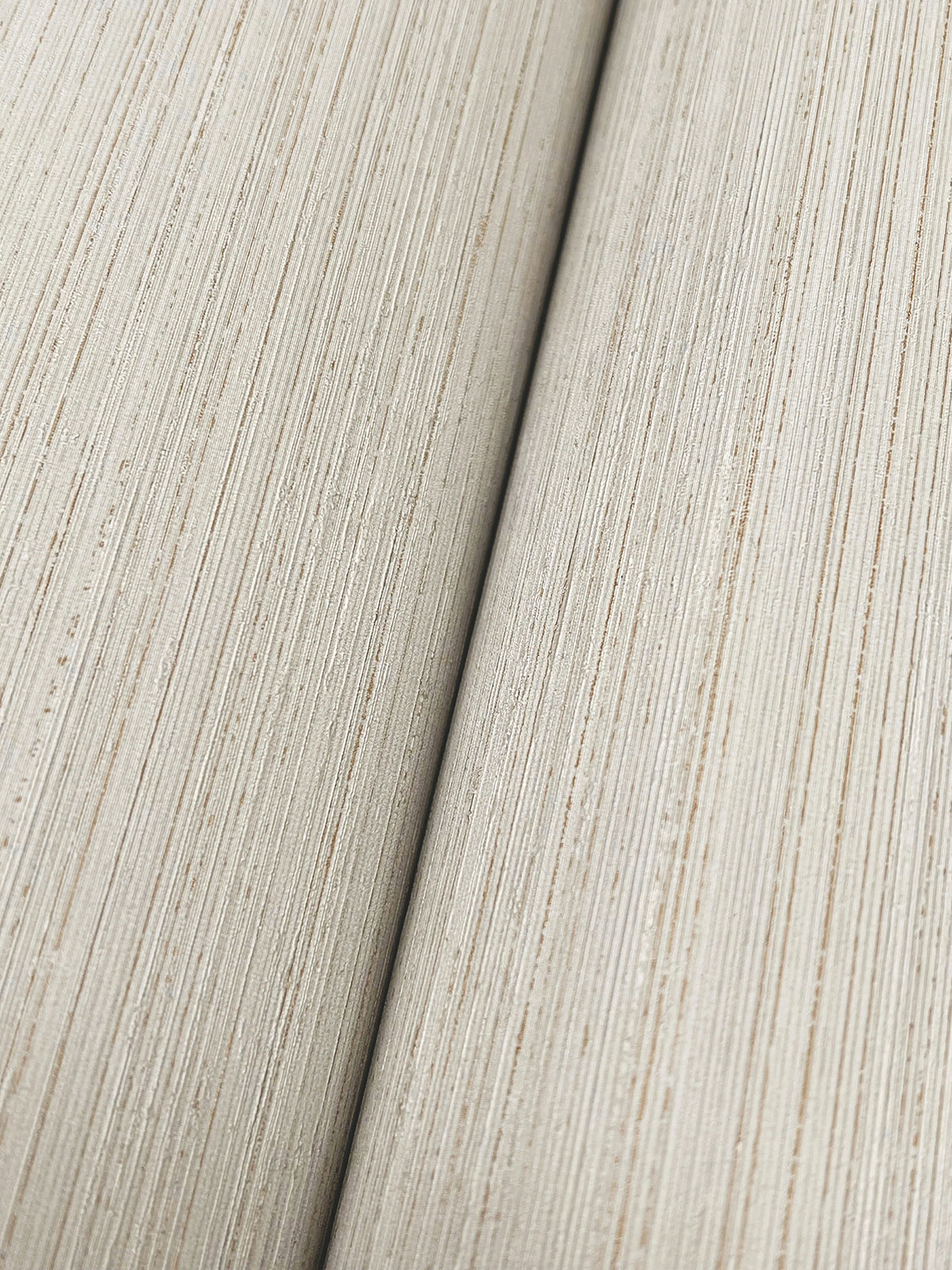 NT6204N-peel-and-stick-wallpaper-detail-closeup