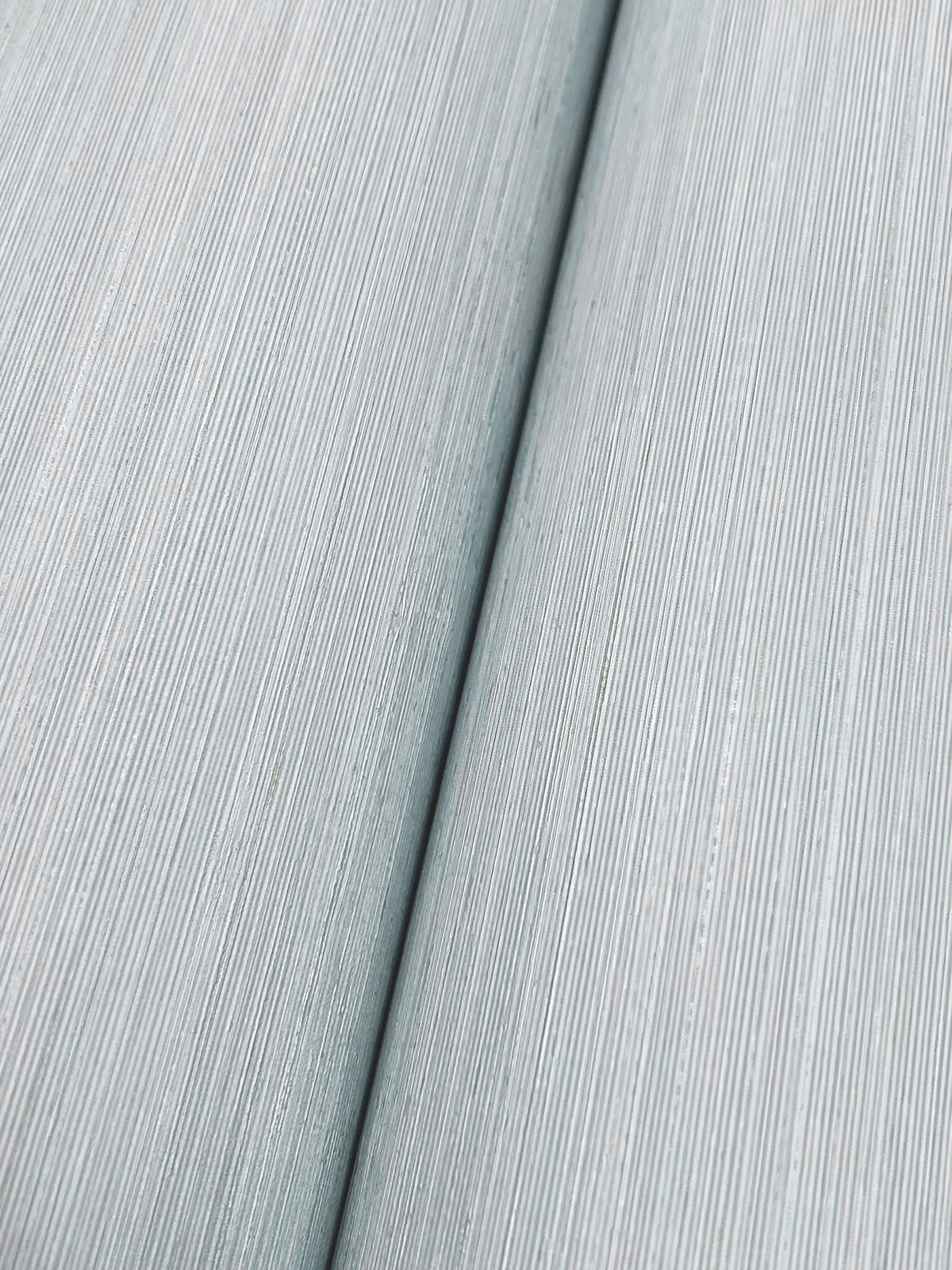 NT6205N-peel-and-stick-wallpaper-detail-closeup