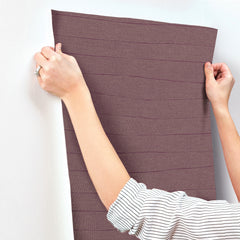 OI0691-peel-and-stick-wallpaper-stick-application-step