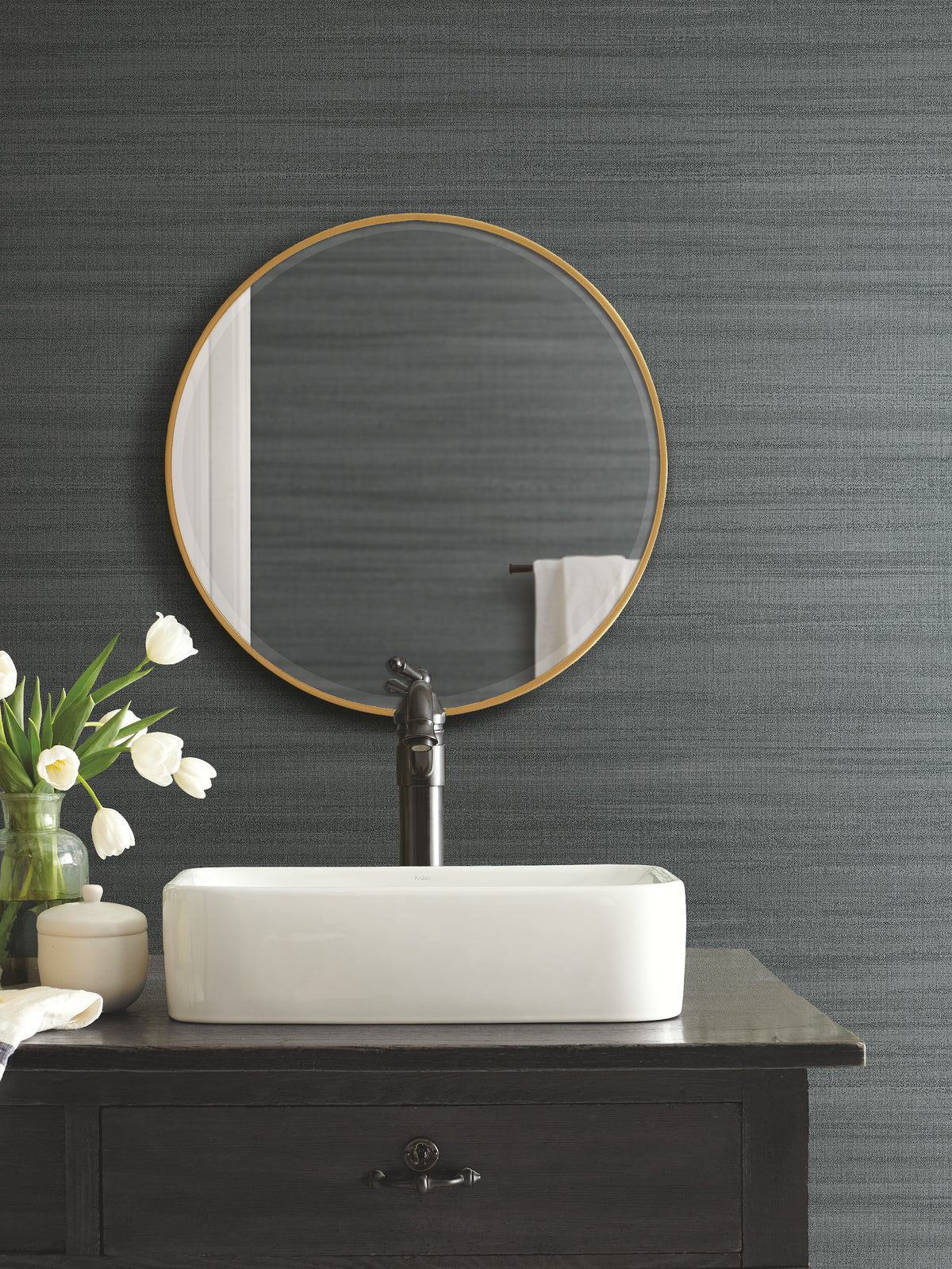 OM3662-peel-and-stick-wallpaper-room-scene