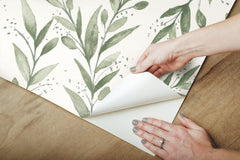 PSW1001RL-peel-and-stick-wallpaper-peel-application-step
