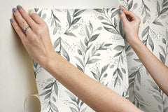PSW1003RL-peel-and-stick-wallpaper-stick-application-step