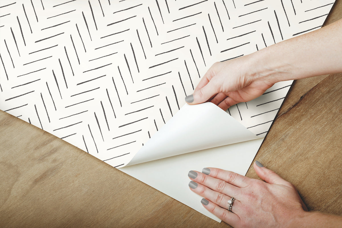 PSW1020RL-peel-and-stick-wallpaper-peel-application-step
