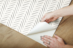 PSW1020RL-peel-and-stick-wallpaper-peel-application-step