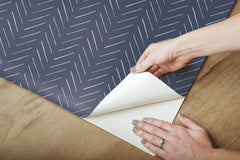 PSW1022RL-peel-and-stick-wallpaper-peel-application-step