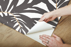 PSW1029RL-peel-and-stick-wallpaper-peel-application-step