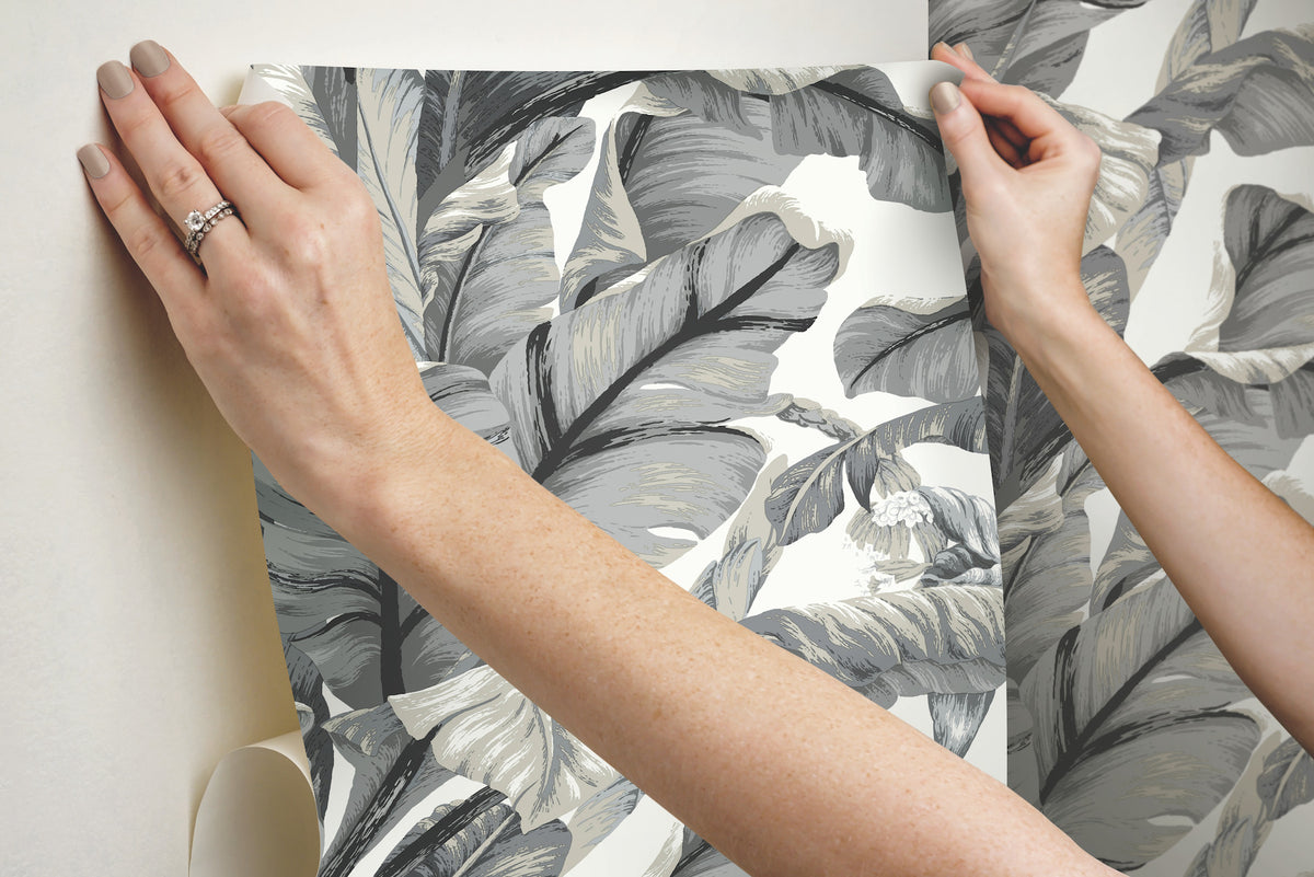 PSW1037RL-peel-and-stick-wallpaper-stick-application-step