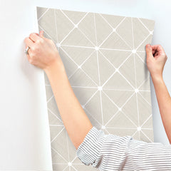 PSW1072RL-peel-and-stick-wallpaper-stick-application-step