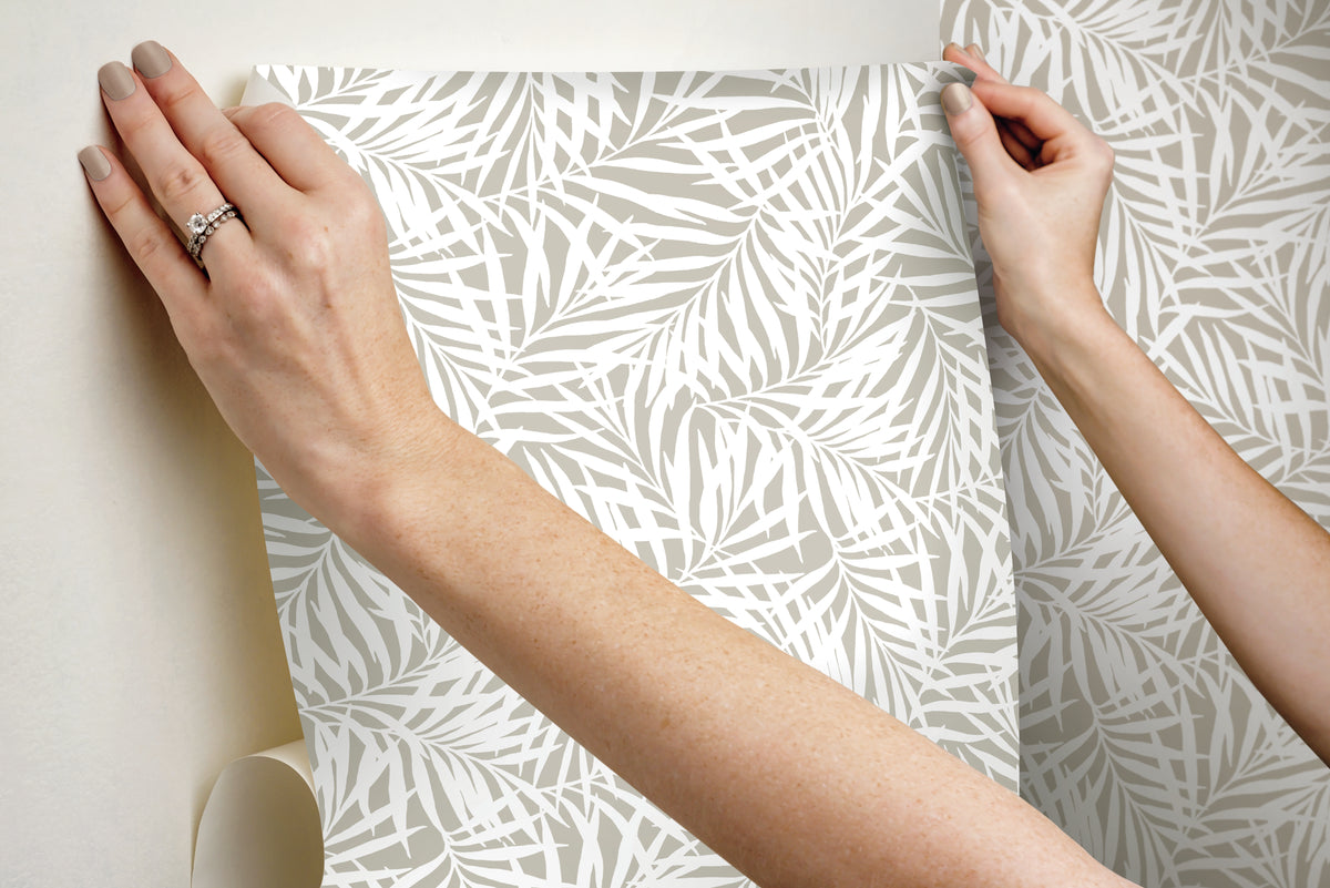 PSW1147RL-peel-and-stick-wallpaper-stick-application-step