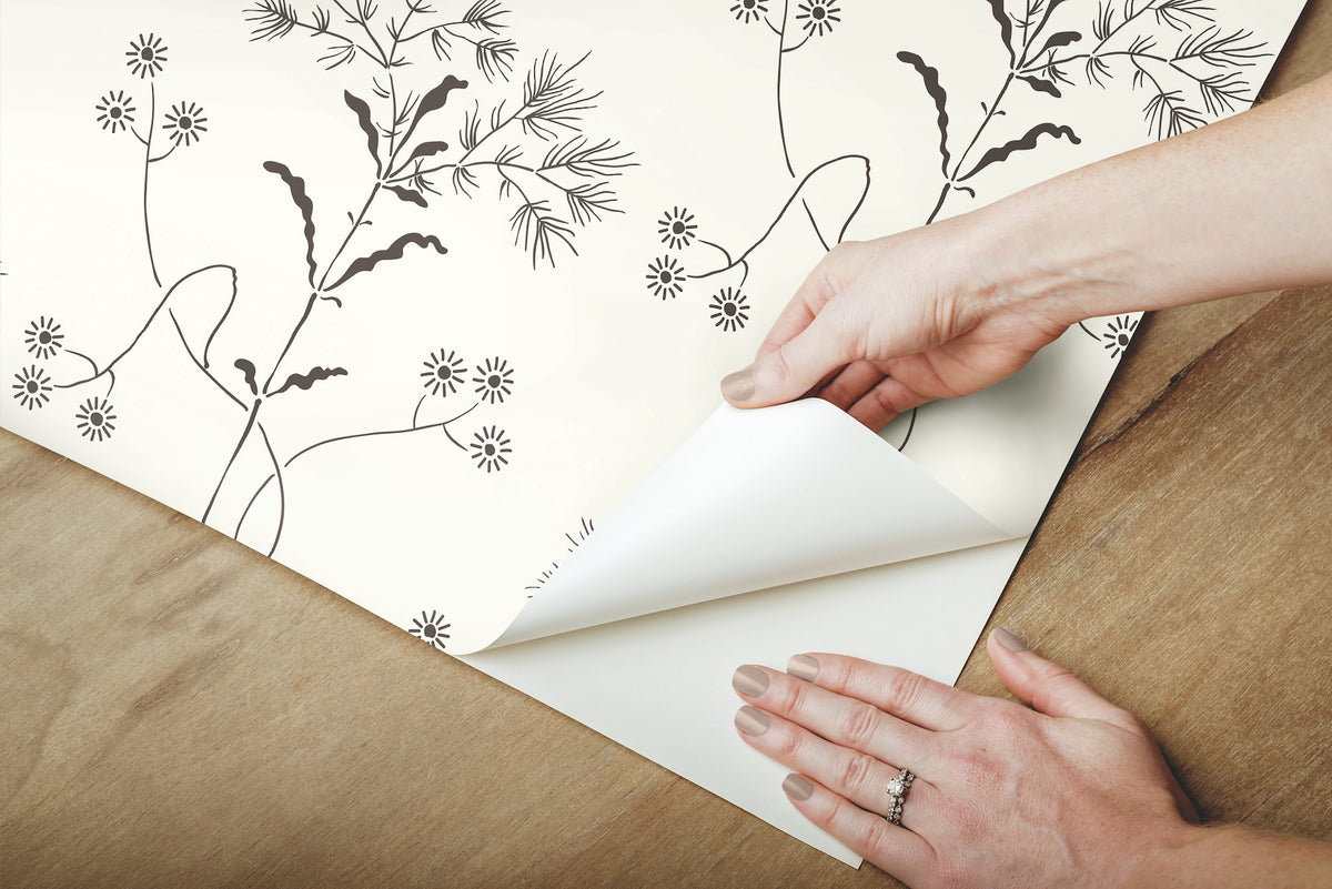 PSW1153RL-peel-and-stick-wallpaper-peel-application-step