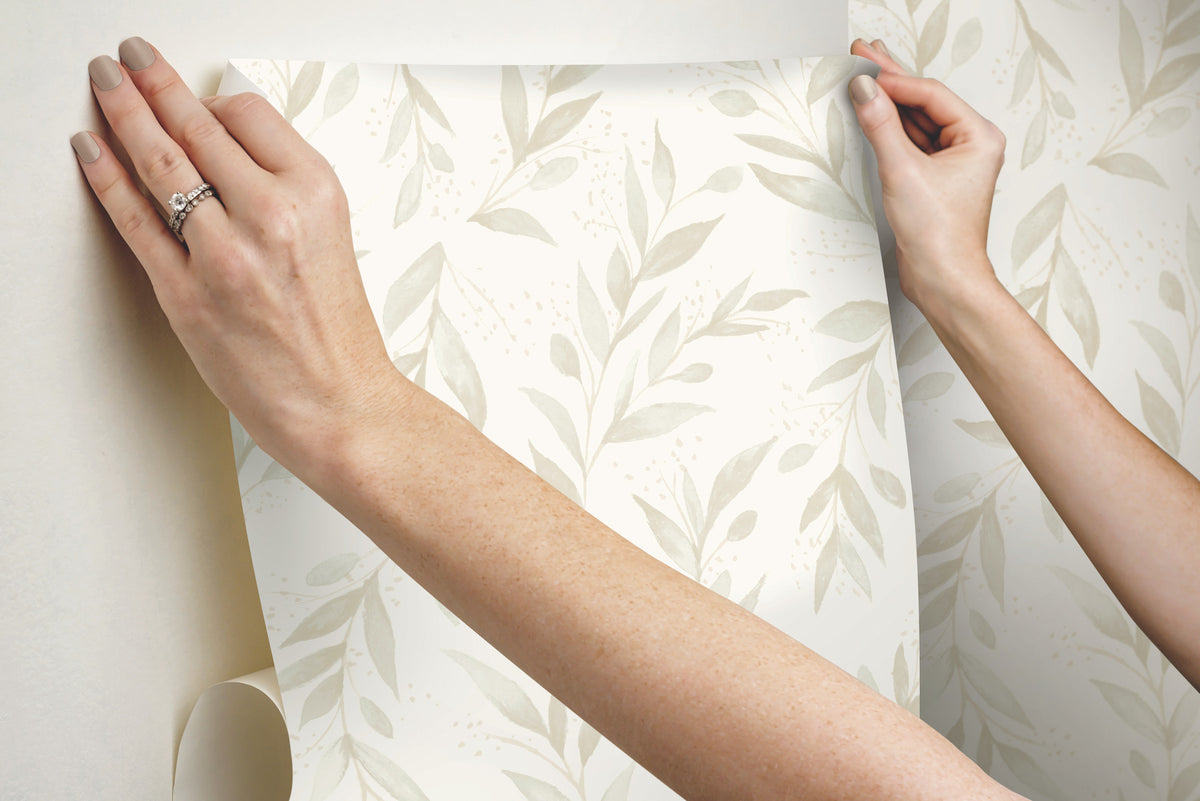 PSW1158RL-peel-and-stick-wallpaper-stick-application-step