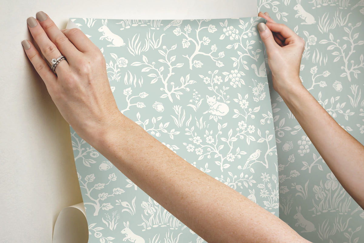 PSW1167RL-peel-and-stick-wallpaper-stick-application-step