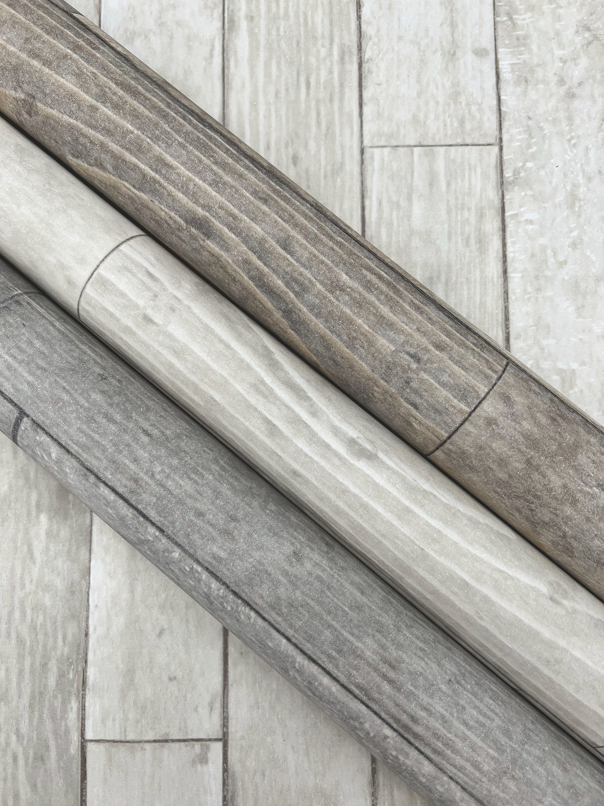 PSW1295RL-peel-and-stick-wallpaper-detail-closeup-2