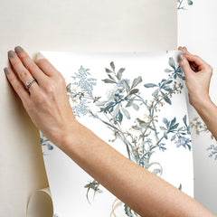 PSW1367RL-peel-and-stick-wallpaper-stick-application-step