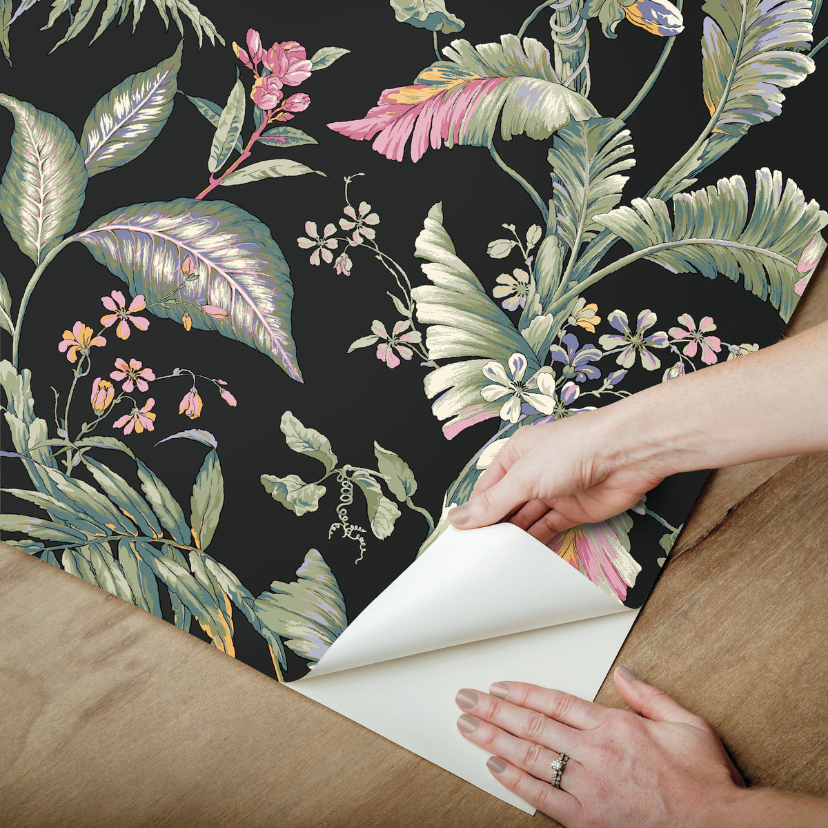 PSW1368RL-peel-and-stick-wallpaper-peel-application-step