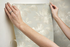 PSW1414RL-peel-and-stick-wallpaper-stick-application-step