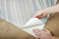 PSW1421RL-peel-and-stick-wallpaper-peel-application-step
